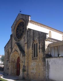 Igreja de Santa M do Olival, fachada